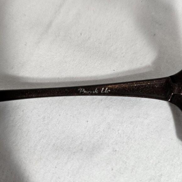 Oakley Sunglasses Break Up Brown/Burgandy Square Frames with Brown Lenses - Picture 9 of 9